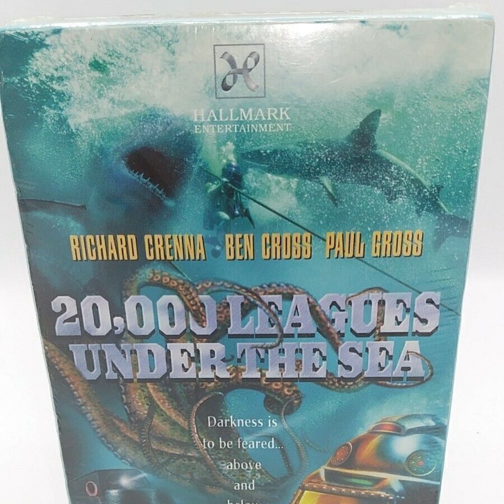 20,000 Leagues Under The Sea 2000 VHS NEW Blockbuster Video Action Adventure